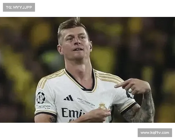 克罗斯直言巴萨难夺国际赛事冠军，国内赛场稳定性存疑